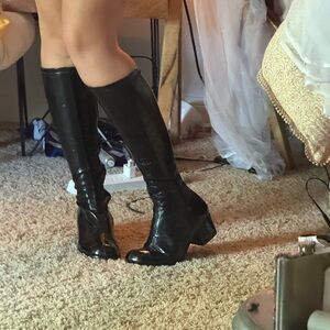 Black Knee-High Women's Boots